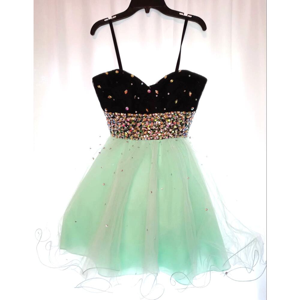 Mori Lee Size 2 Strapless Green Dress With Rhinestones Homecoming